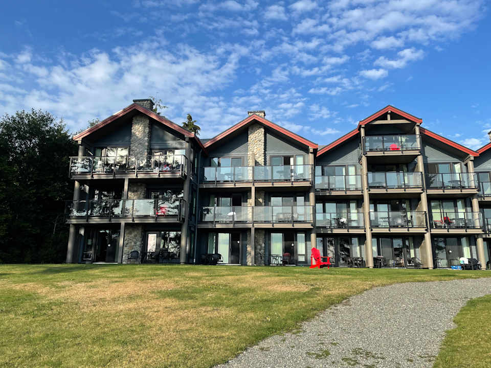 Außenansicht Best Western Tin Wis Tofino Hotel Resort on Vancouver Island