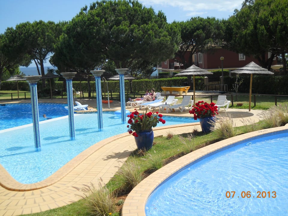 "An einem der Pool's" Quinta Pedra Dos Bicos (Albufeira) • HolidayCheck