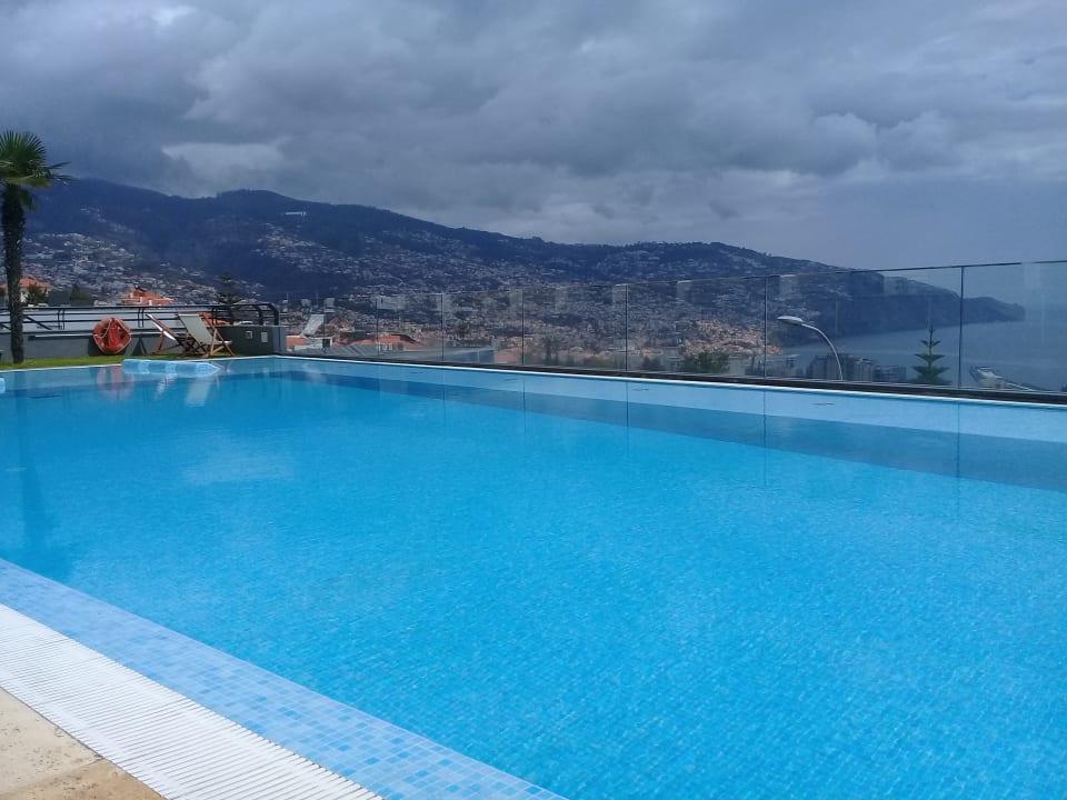 Pool Hotel Madeira Panoramico