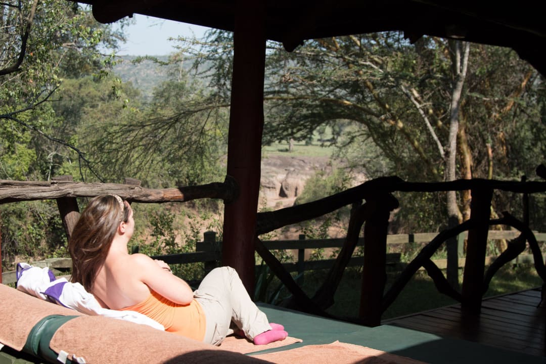 Liege und Ausblick vom Zimmer Royal Mara Safari Lodge