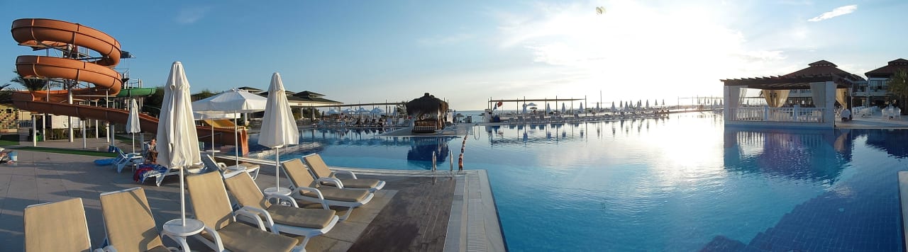 Hauptpool Hotel Club Nena