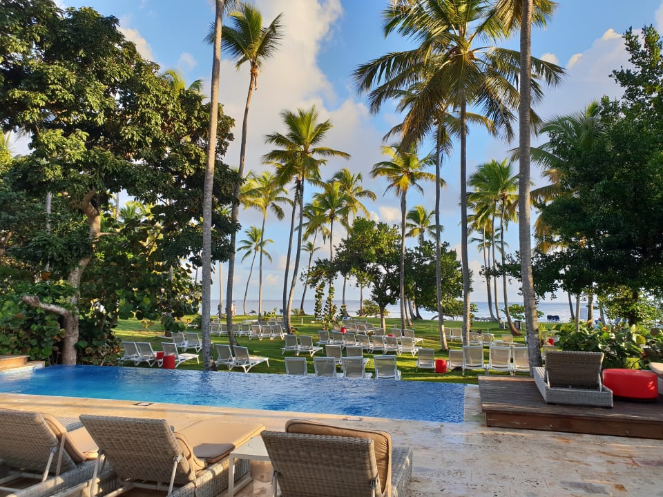 Pool Wyndham Alltra Samana
