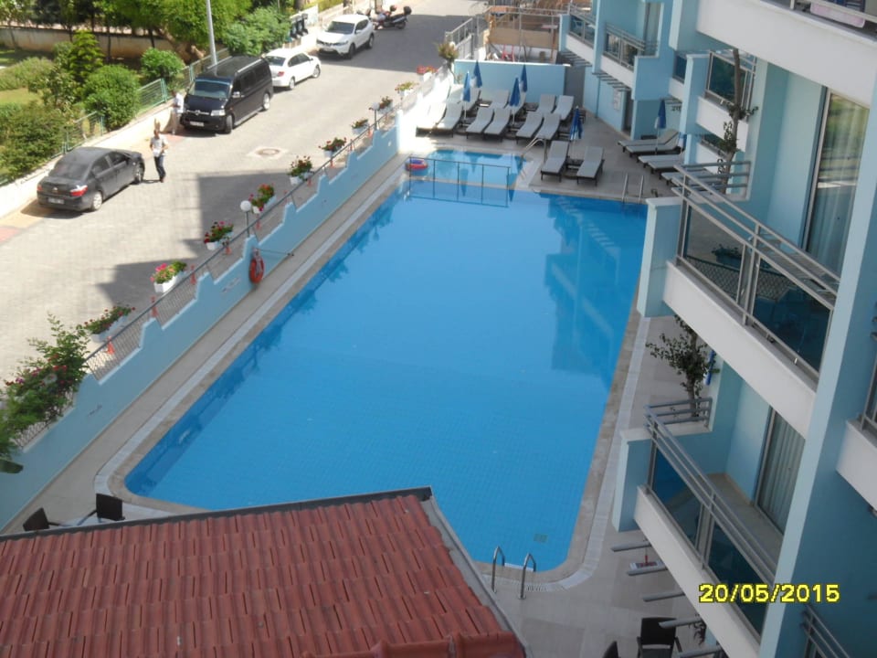 304 Pool Blue Diamond Alya