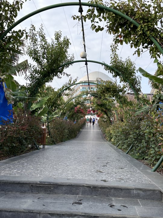 Gartenanlage Rubi Platinum Sign