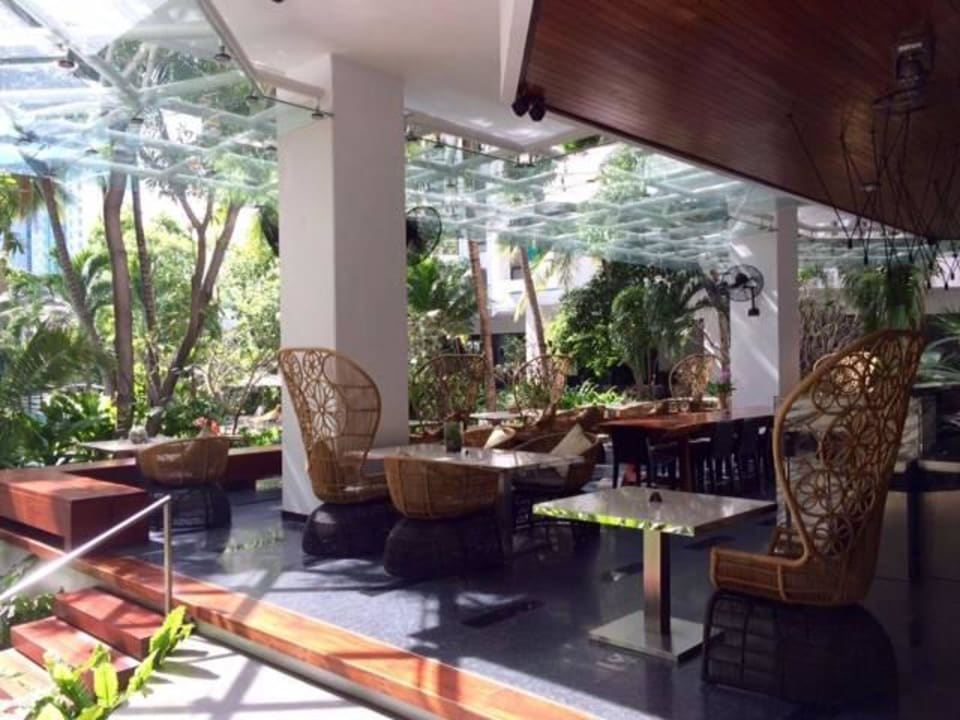Hübsche Poolbar Chatrium Sathon Bangkok