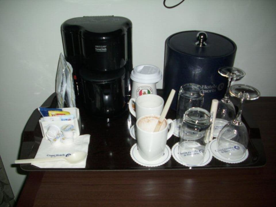 Bar Hotel Coast Coal Harbour