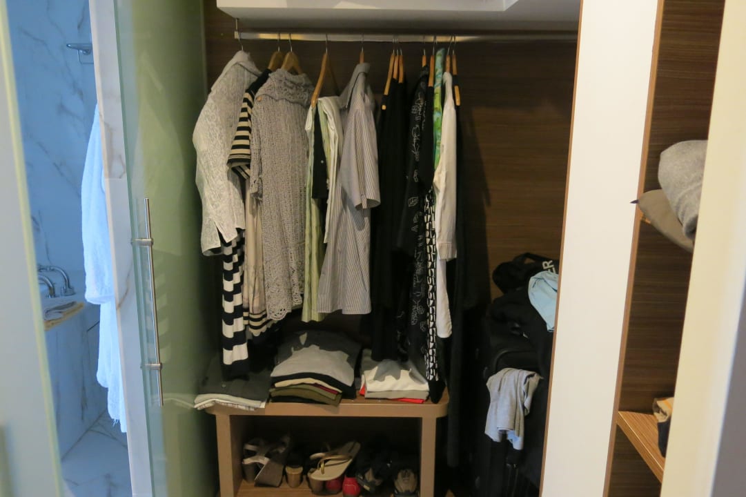 Begehbarer Kleiderschrank Anthemus Sea Beach Hotel & Spa