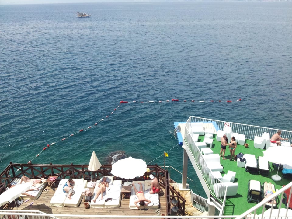 Liegeplattformen am Meer Ramada Plaza by Wyndham Antalya