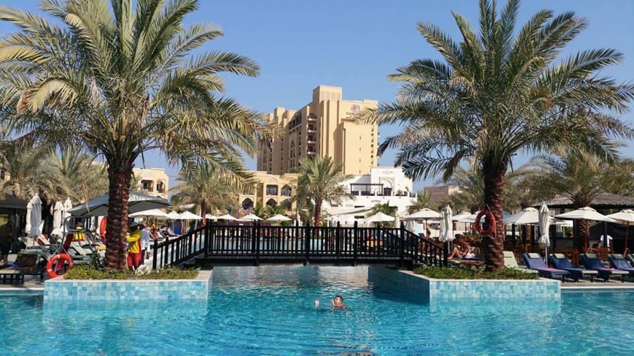 Pool  DoubleTree by Hilton Resort & Spa Marjan Island