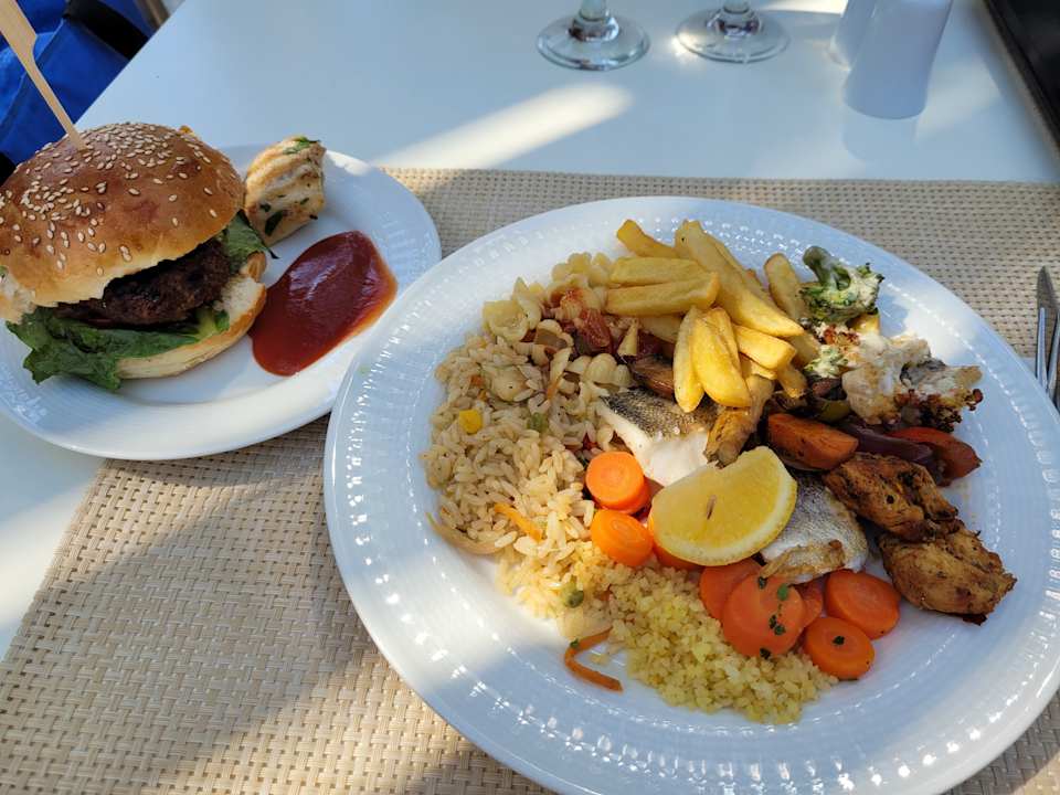 Gastro Caravia Beach Hotel