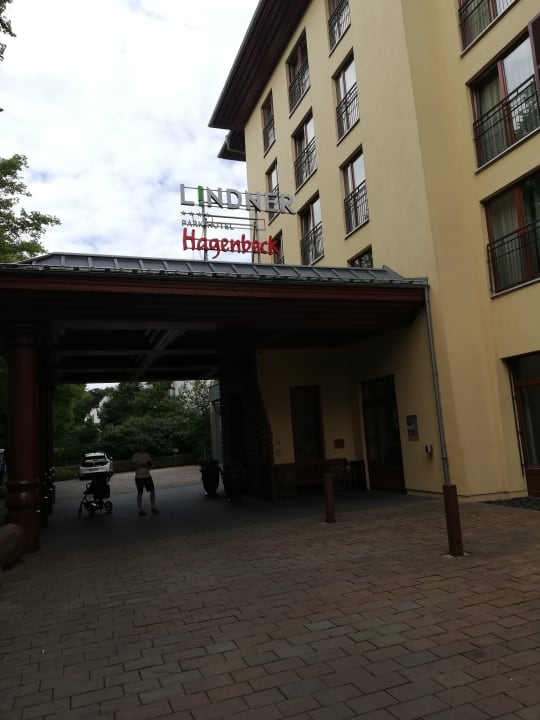 Außenansicht Park-Hotel Hagenbeck