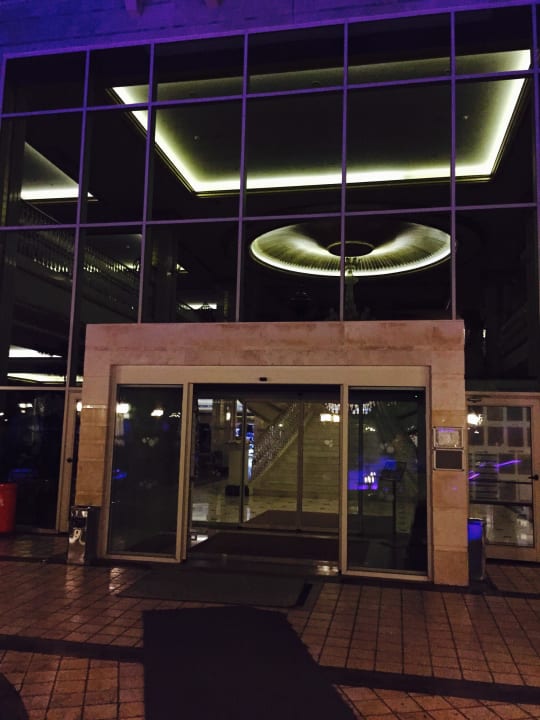 Stiege zu Lobby Diamond Excellence Resort & Spa
