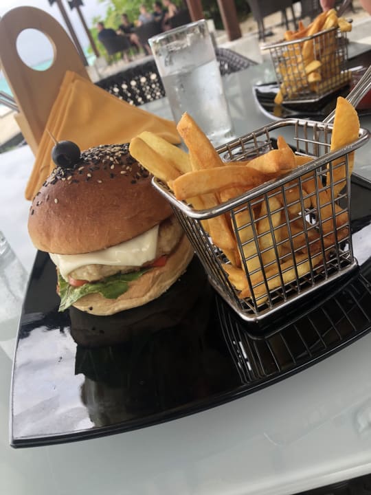 Gastro Adaaran Select Meedhupparu Island Resort - Premium All Inclusive