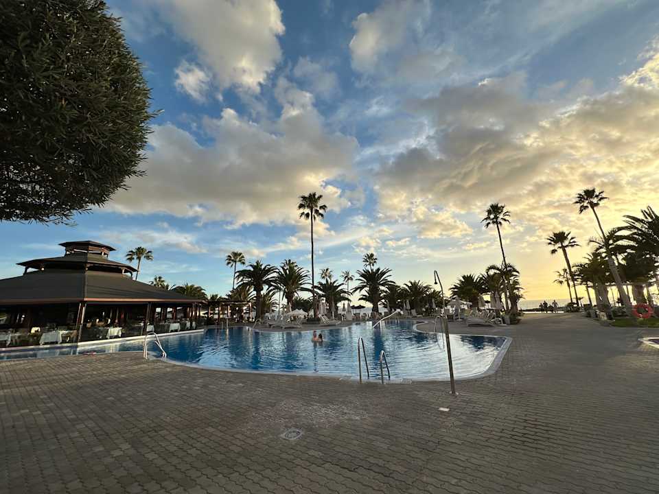 Pool Hotel Riu Palace Tenerife