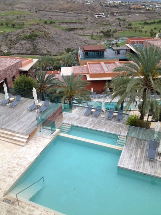 Einer der unteren Pools  Salobre Hotel Resort & Serenity