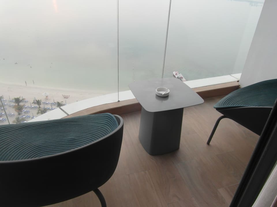 Zimmer Hampton by Hilton Marjan Island