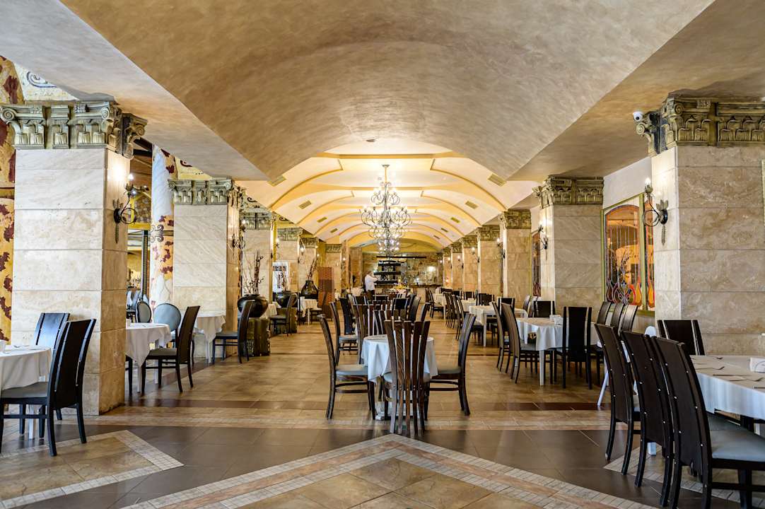 Gastro Imperial Palace Hotel