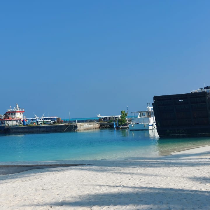 Strand Meeru Maldives Resort Island