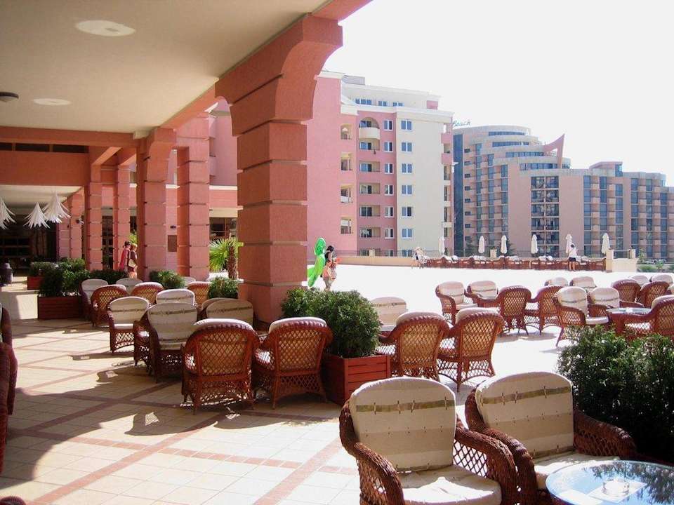 Terrasse Lobbybar DIT Majestic Beach Resort