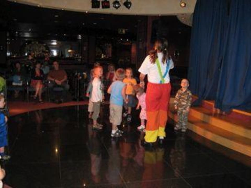 Minidisco in der Bar Servatur Waikiki