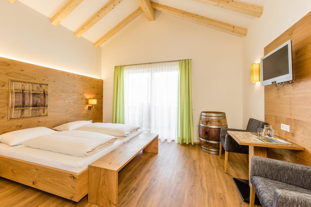 Neues Komfort Doppelzimmer "Wein-Panorama" Gasthof Hotel Terzer