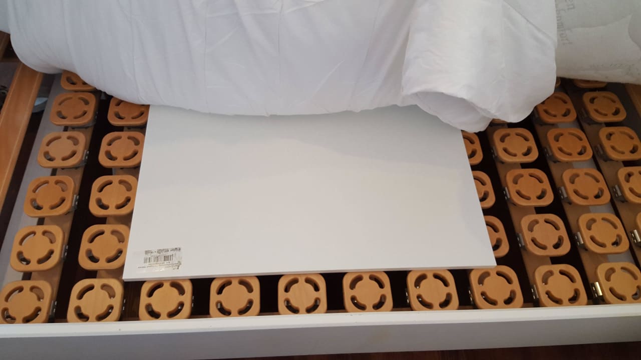 Ein Brett unter der Matratze sonst sinkt man zu se Apartmentanlage Urlaubsräume - Wohnung 3.14