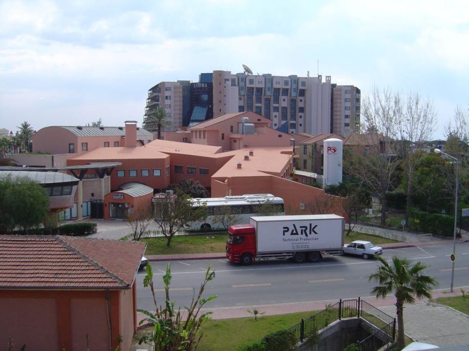 Entfernung Haupthaus zum Limra Park Limak Limra Hotel & Resort