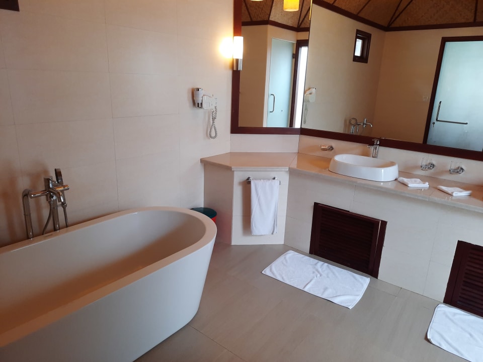 Zimmer Thulhagiri Island Resort