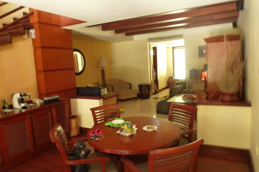 Essen und wohnen EG Pool Villa Club