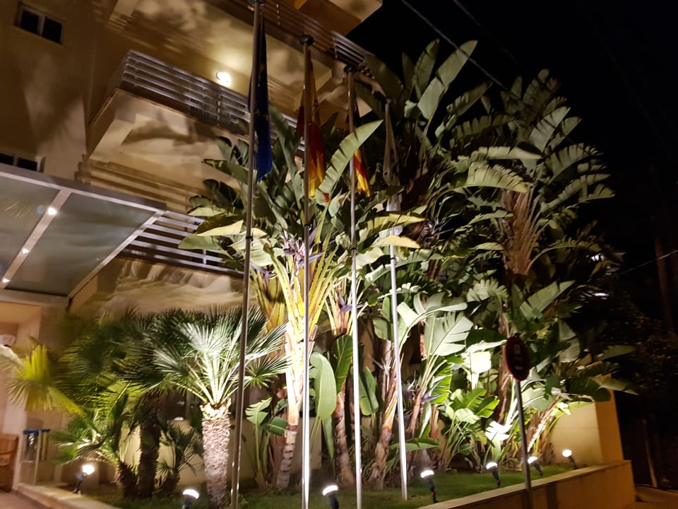 Außenansicht Roc Oberoy