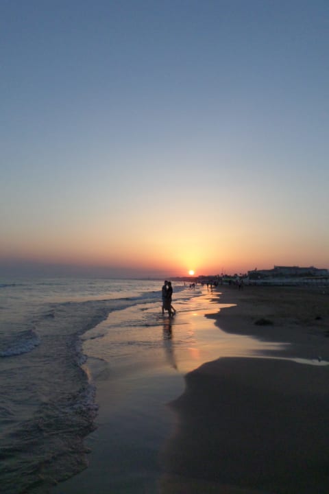 Sonnenuntergang Hotel Terrace Beach Resort