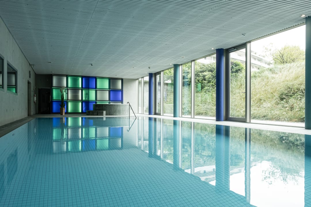 Pool Gästezimmer Residenz Bener-Park