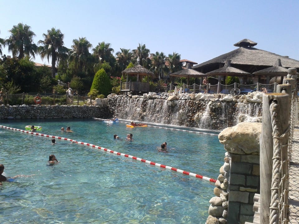 Wellenbecken Club Grand Aqua