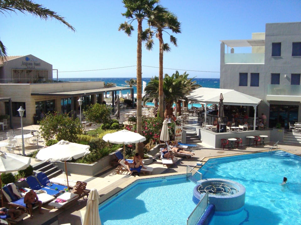 View from room Pearl Beach