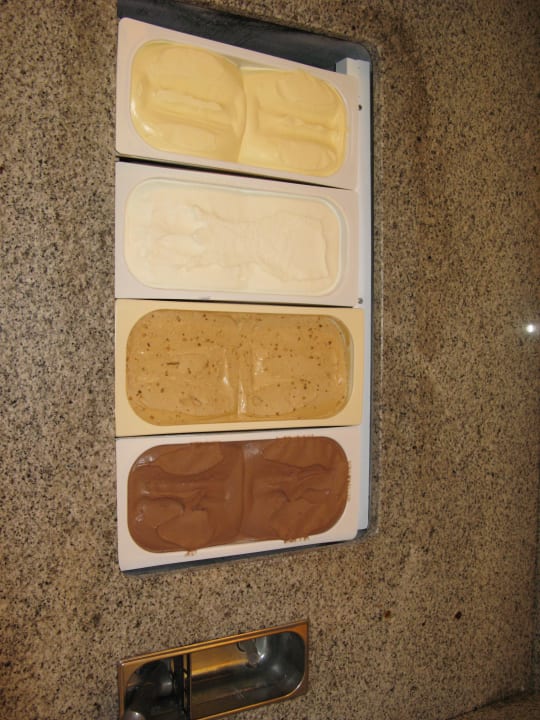 Eiscreme - Helados Iberostar Waves Málaga Playa