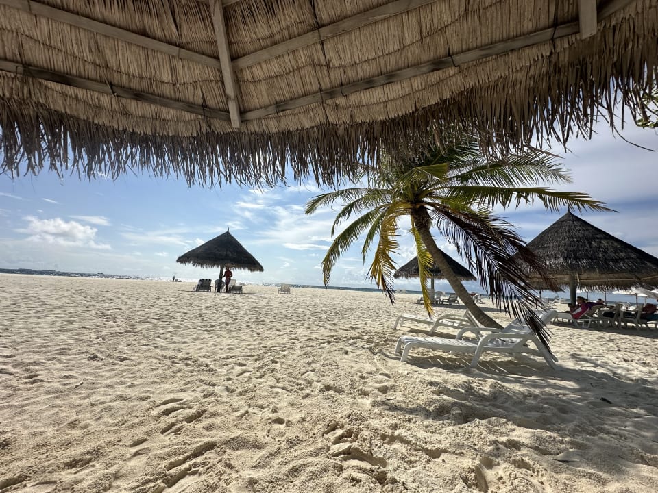 Strand Thulhagiri Island Resort