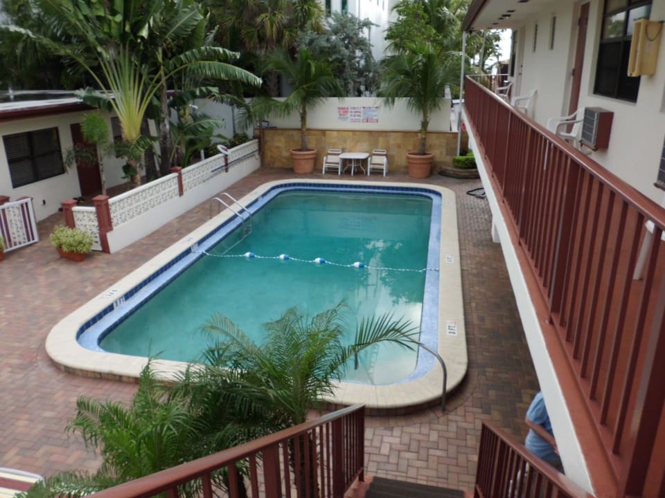 Der Pool Hotel Surf Side Resort