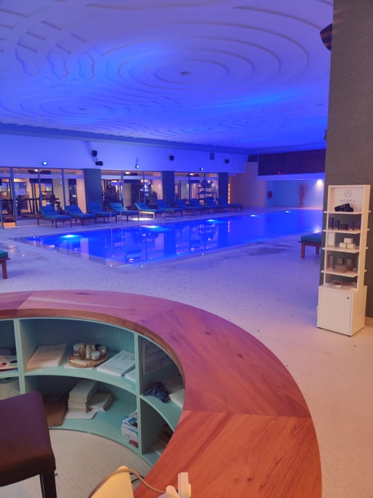 Pool Arina Beach Resort