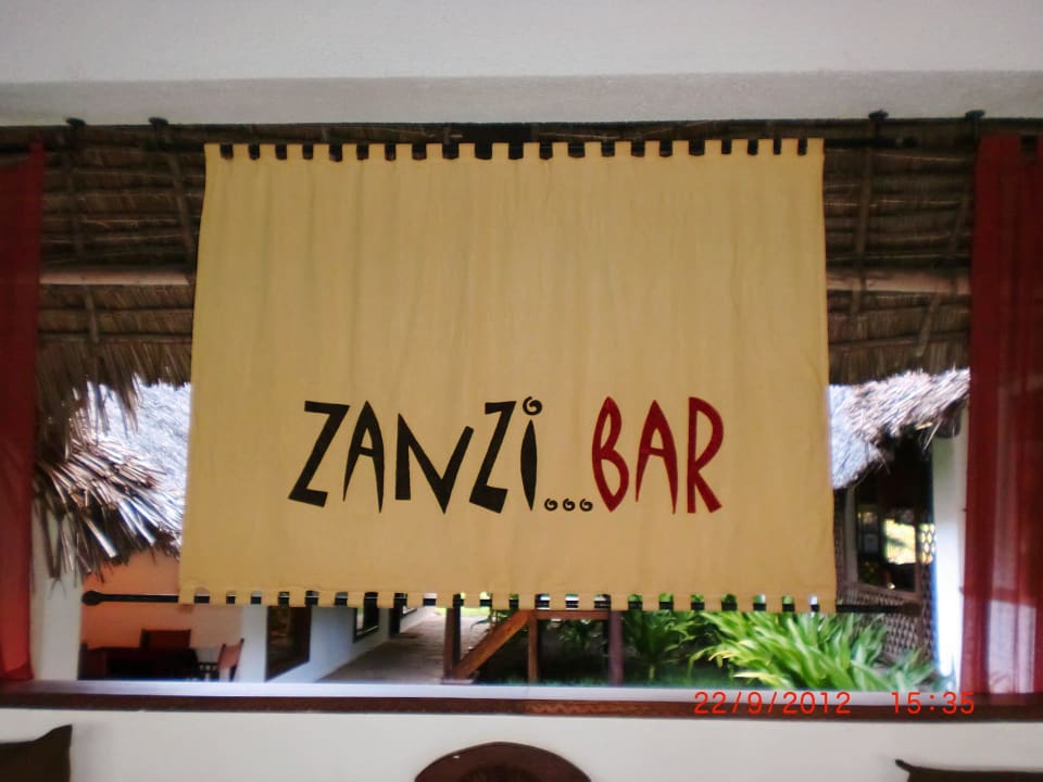Bar  Karafuu Beach Resort & Spa