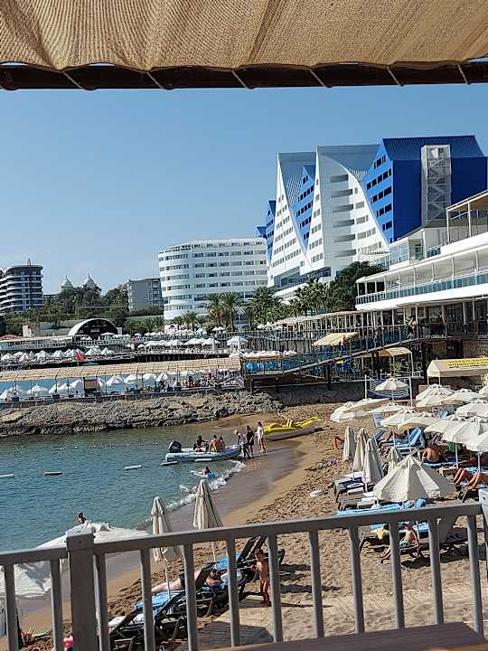 Außenansicht Granada Luxury Okurcalar