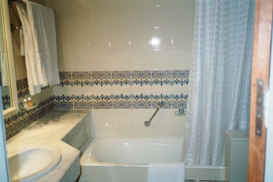 Bad mit Badewanne Hotel El Mouradi Port El Kantaoui