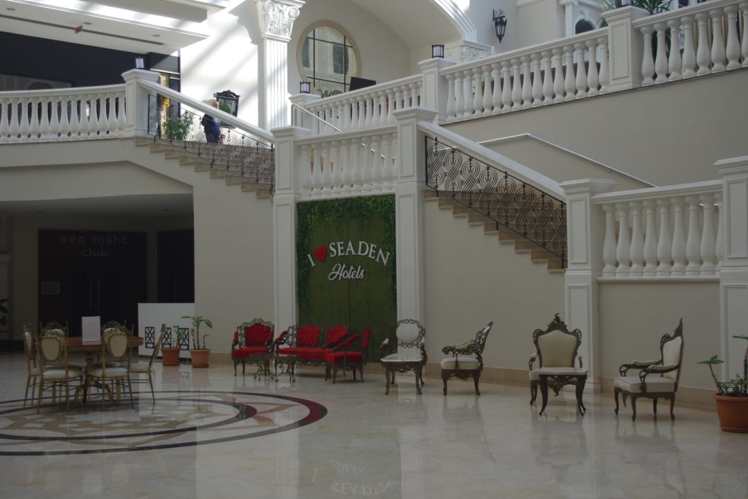 Lobby Seaden Sea World Resort & Spa
