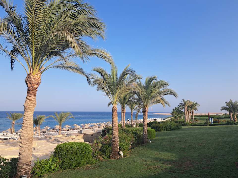 Strand Sirena Beach Resort & Spa