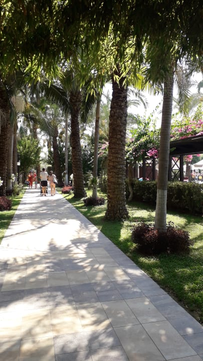 Gartenanlage Sunis Kumköy Beach Resort Hotel & Spa