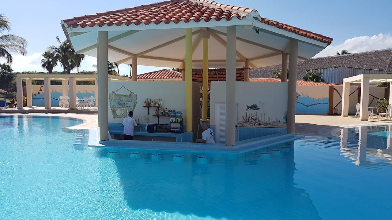 Pool Sirenis Tropical Varadero