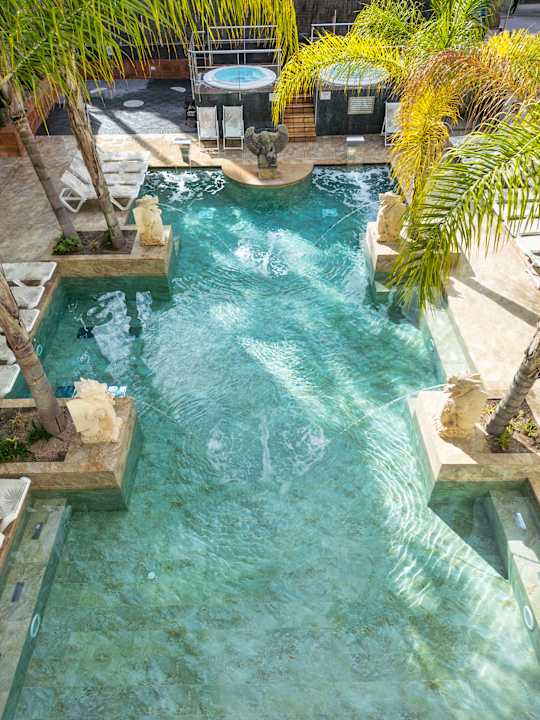 Pool Hotel La Palmera