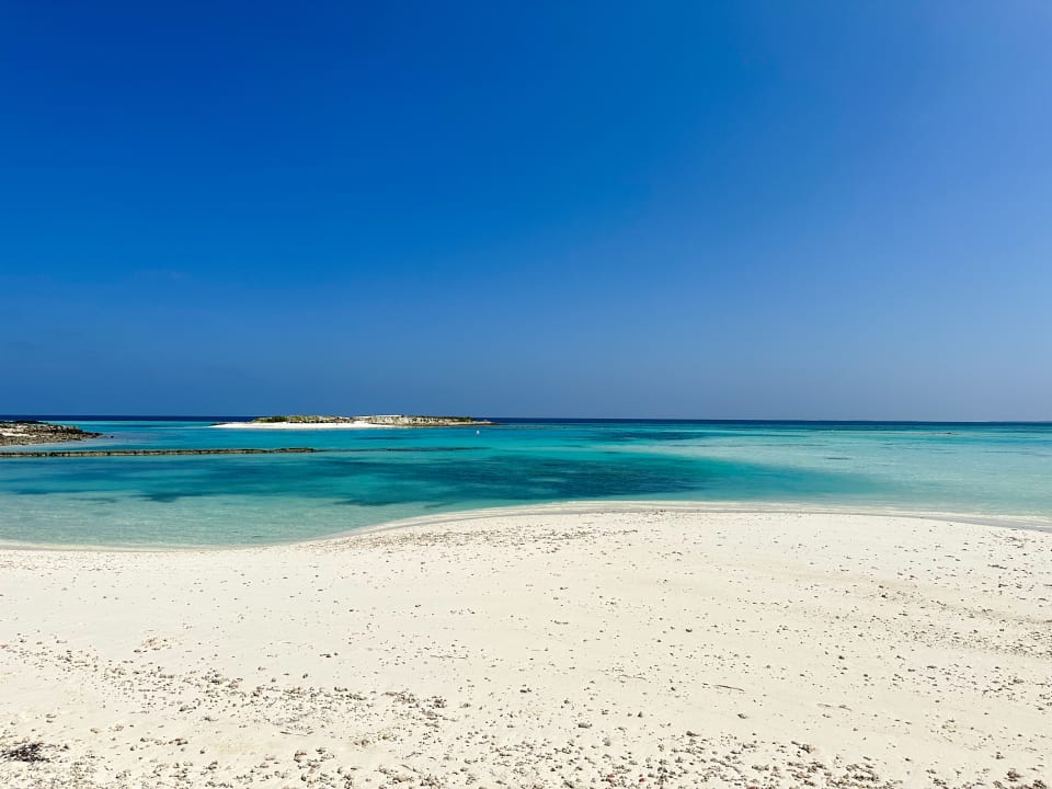 Strand Le Meridien Maldives Resort & Spa