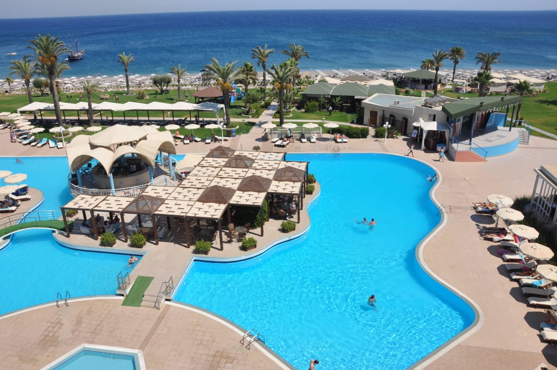 Traumhafte Poollandschaft Rodos Palladium Leisure & Wellness