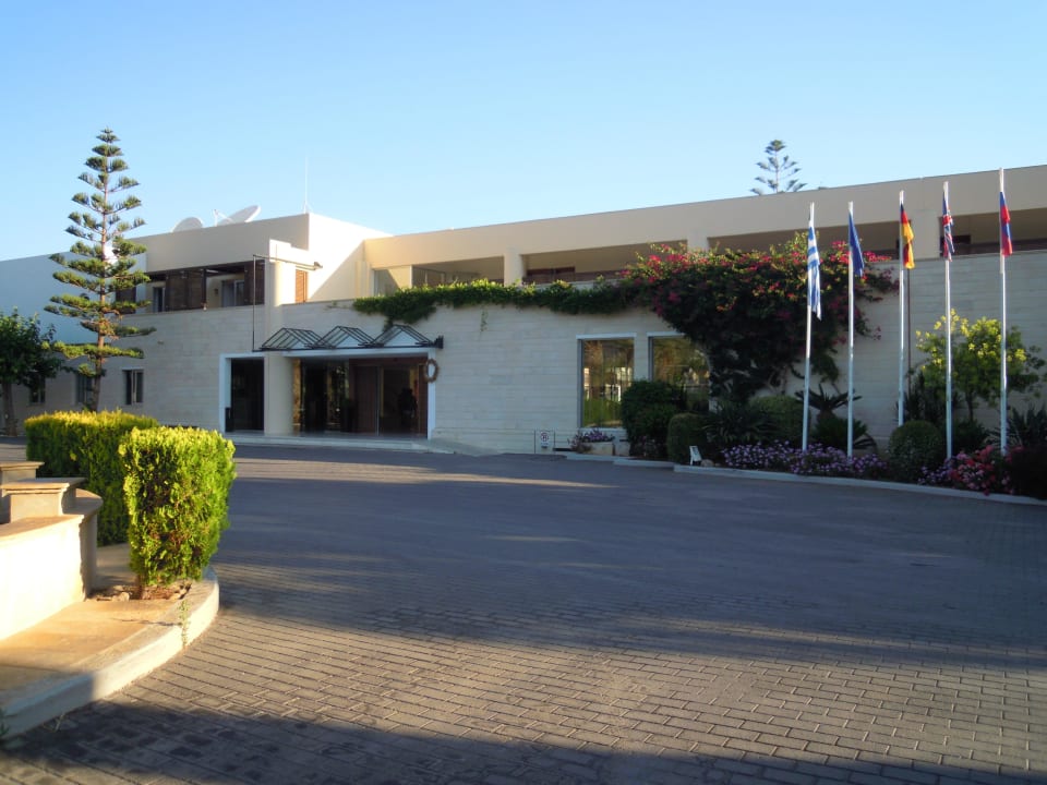 Eingang Hotel Phãea Cretan Malia