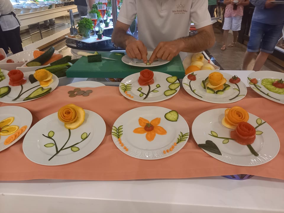 Gastro Side Royal Palace Hotel & Spa